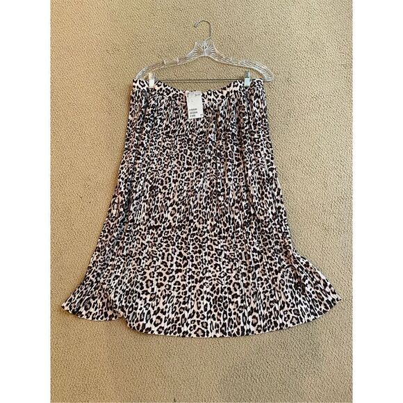 NWT H&M Pleated cheetah midi skirt LARGE - Picture 1 of 4